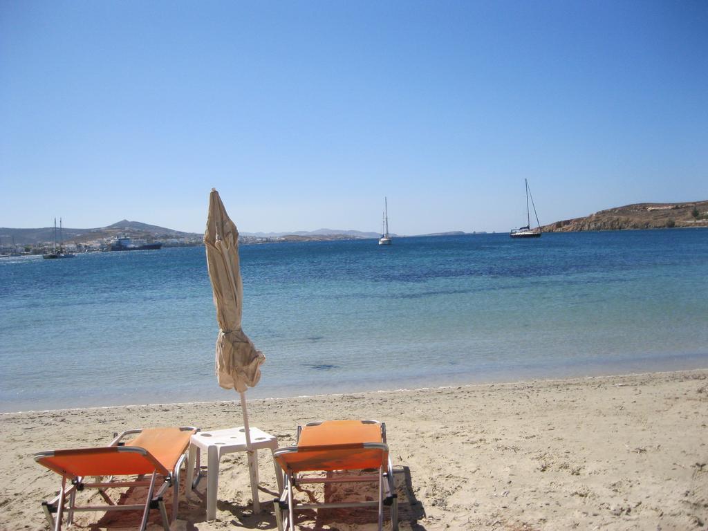 Meletis Parikia (Paros)